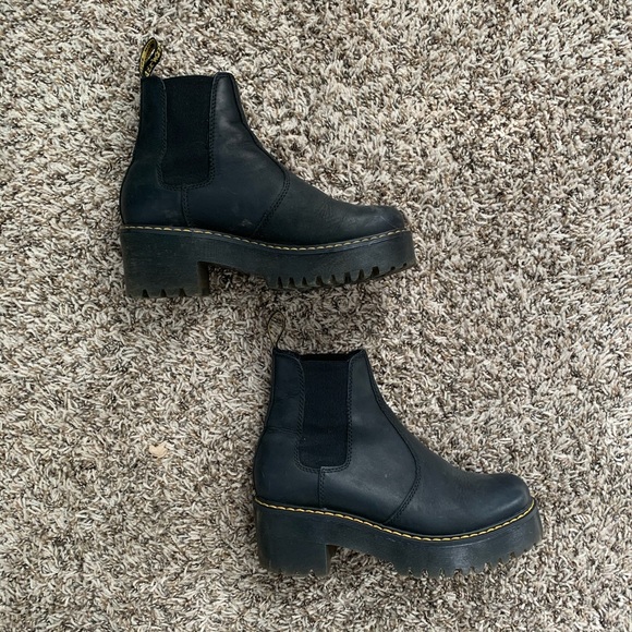 doc martens rometty platform chelsea boots